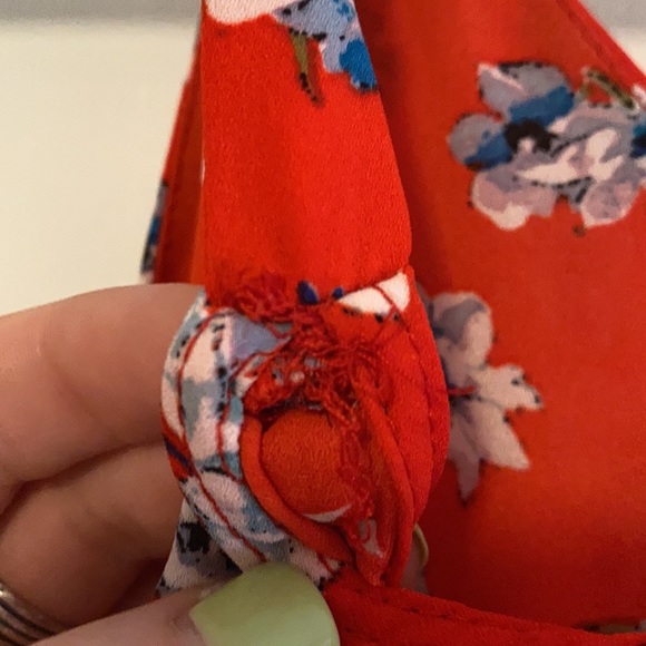 Red floral tank top with ruffle and tie - Picture 7 of 9